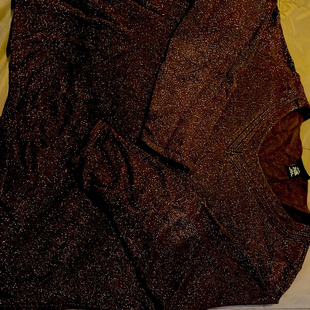 Women’s lightweight sweater.  Lane Bryant 22/24